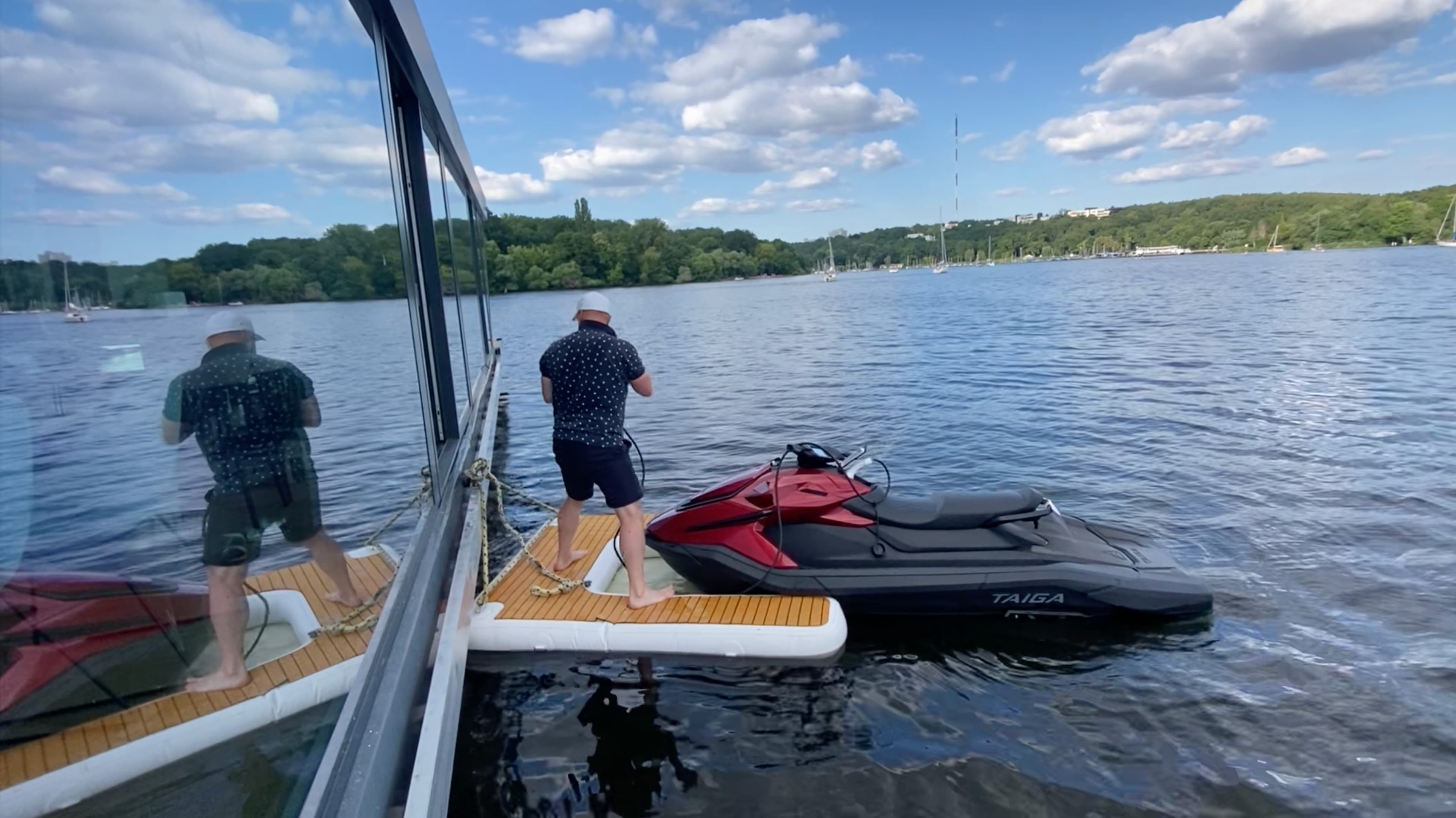 JETSKI 100% ELECTRIC Bild 3